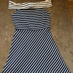 Vineyard Vines small dress